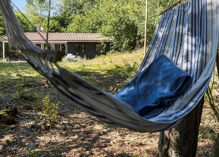 1476-aakirkeby-sluseparken-20 Vester Somarken